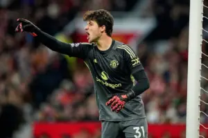 Senne Lammens Ungkap Adaptasi Lancar di MU: Siap Beri Kontribusi Lebih