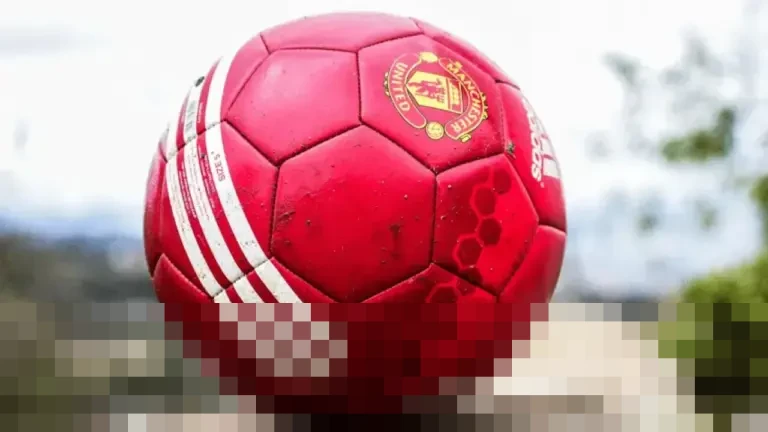 Sensasi Shea Lacey: Putra Asli Liverpool yang Memukau di Manchester United dengan Dribel Kelas Dunia