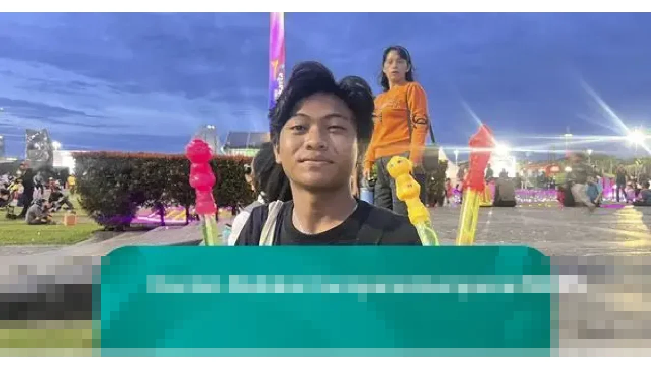 Senyum di Balik Gelembung: Kisah Agung, Remaja 18 Tahun Bertahan Hidup di Monas Saat Libur Panjang Natal