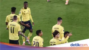 Sepinya Penonton di Laga Al Nassr Kontra Al Zawraa Jadi Sorotan, Cristiano Ronaldo Kena Ledek