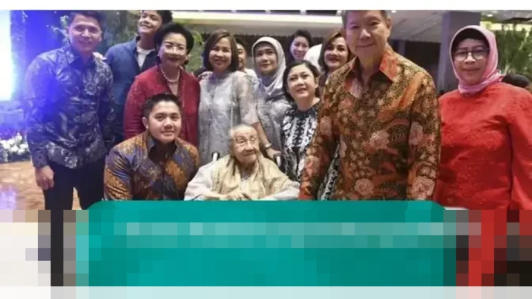 Seskab Teddy Indra Wijaya Temui Kapolri, KSAD, Hashim, dan Maruarar Sirait di Momen Natal 2025