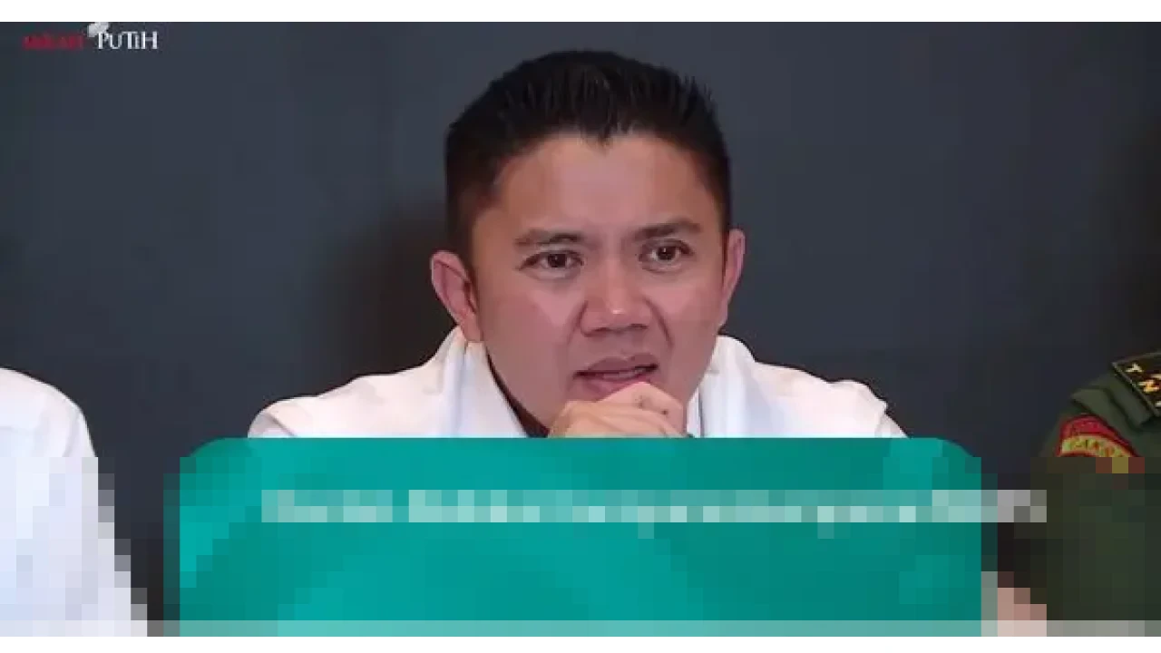 Seskab Teddy Ungkap Presiden Prabowo Kirim Helikopter Pribadi untuk Penanganan Bencana Aceh Sejak Minggu Pertama Seskab Teddy Ungkap Presiden Prabowo Kirim Helikopter Pribadi untuk Penanganan Bencana Aceh Sejak Minggu Pertama