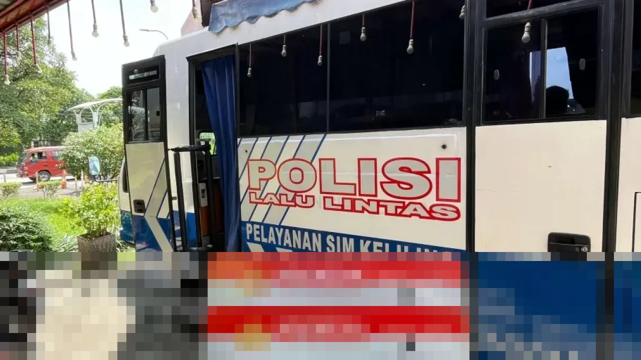 SIM Keliling Bandung Layani Perpanjangan di Ubertos Jelang Libur Tahun Baru 2026 SIM Keliling Bandung Layani Perpanjangan di Ubertos Jelang Libur Tahun Baru 2026