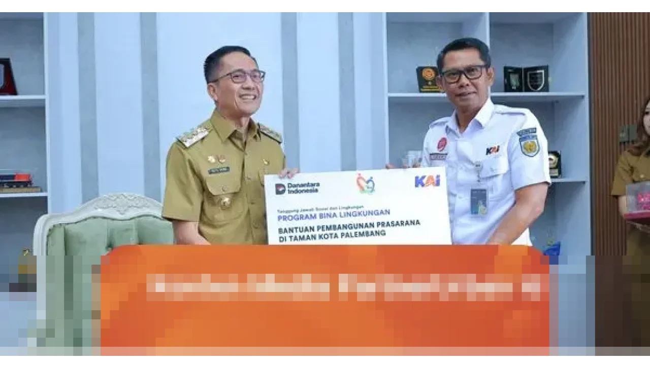 Sinergi PT KAI dan Pemkot Palembang: Bantuan Rp 270 Juta Percantik Taman Kota Palembang