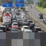 Strategi Efektif Mengatasi Mobil Listrik Kehabisan Baterai Saat Terjebak Macet Liburan Akhir Tahun