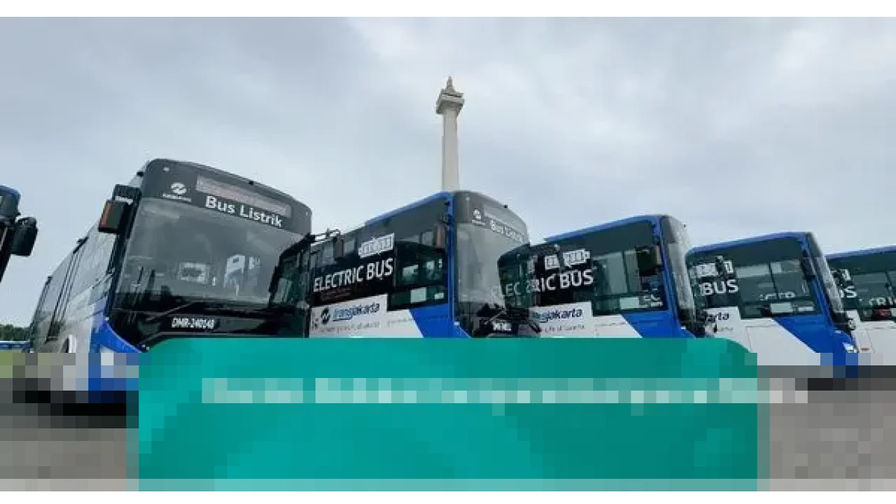 Syafrin Liputo: “31 Rute TransJakarta Dialihkan, MRT-LRT Beroperasi hingga Pukul 01.00 Dini Hari”