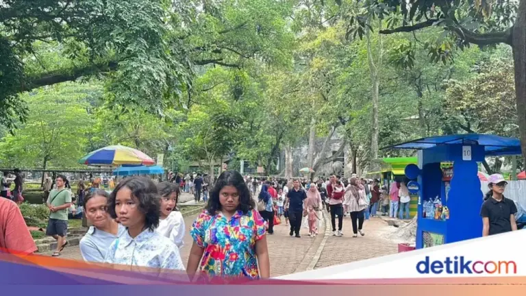 Taman Margasatwa Ragunan Jakarta Selatan Diserbu 50.211 Pengunjung pada Libur Natal 2025, Prediksi Tahun Baru 80 Ribu