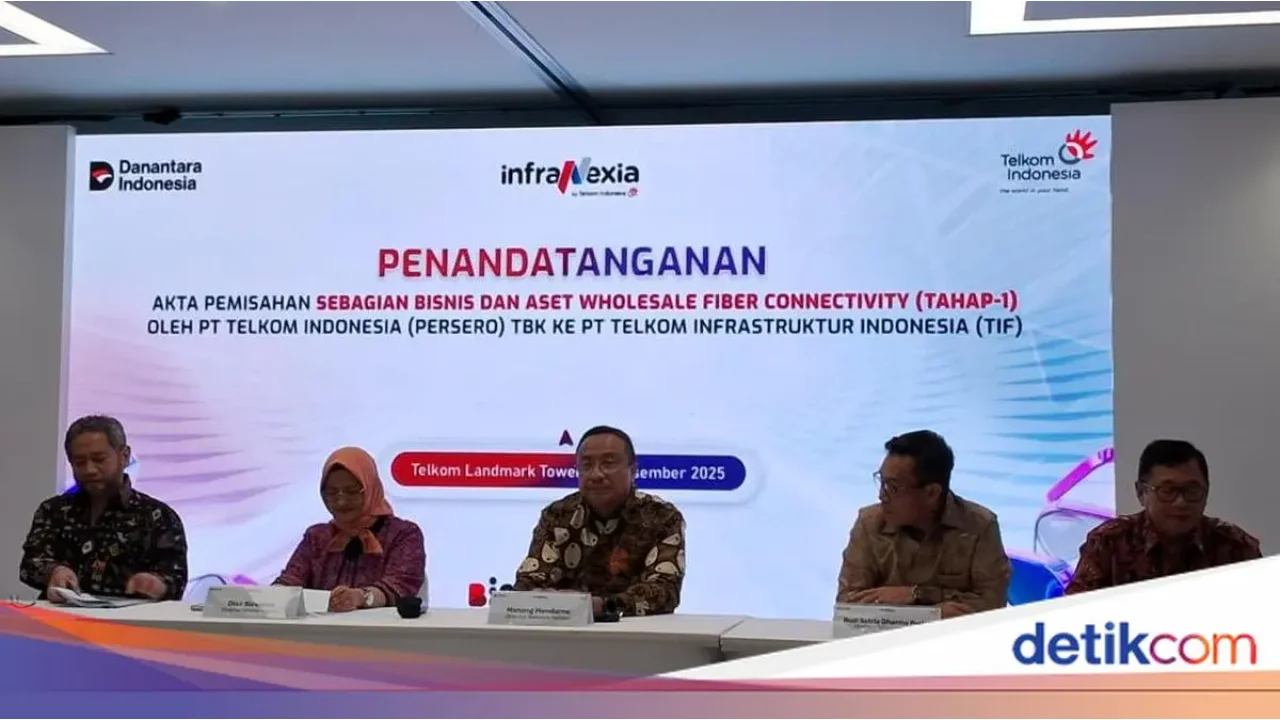 Telkom Resmi Alihkan Bisnis dan Aset Fiber Optik Rp 90 Triliun ke InfraNexia, Dorong Digitalisasi Nasional Telkom Resmi Alihkan Bisnis dan Aset Fiber Optik Rp 90 Triliun ke InfraNexia, Dorong Digitalisasi Nasional