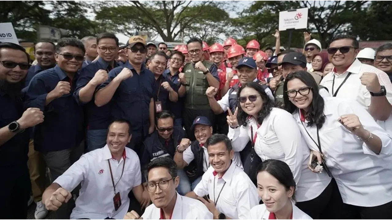 TelkomGroup Terjunkan 118 Relawan dan 11 Truk Bantuan ke Aceh, Dukung Pemulihan Pascabencana