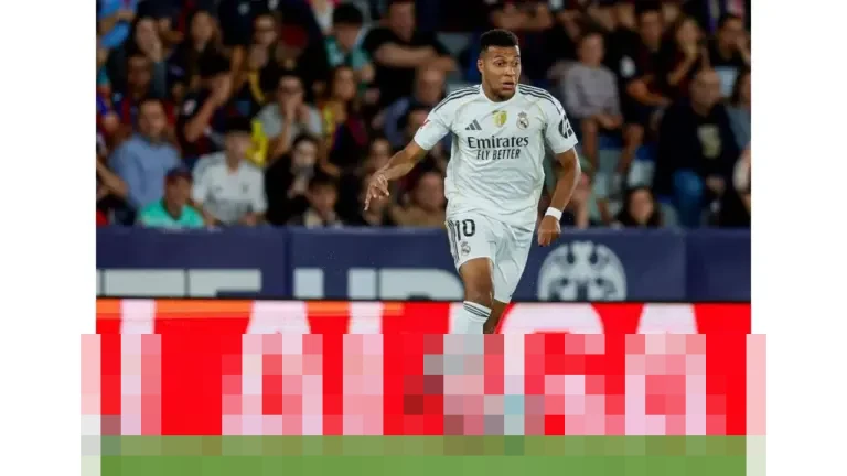 Terungkap! Bukan Mbappe atau Vinicius, Bek Rayo Vallecano Ini Jadi Pemain Tercepat di LaLiga Musim Ini