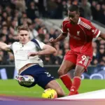 Thomas Frank: “Wajar Bek Lakukan Segala Cara”, Bela Tekel Micky van de Ven ke Alexander Isak