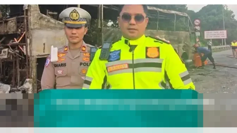 Tol Cikampek Arah Jakarta Padat Jelang Akhir Libur Natal 2025, Contraflow Diberlakukan