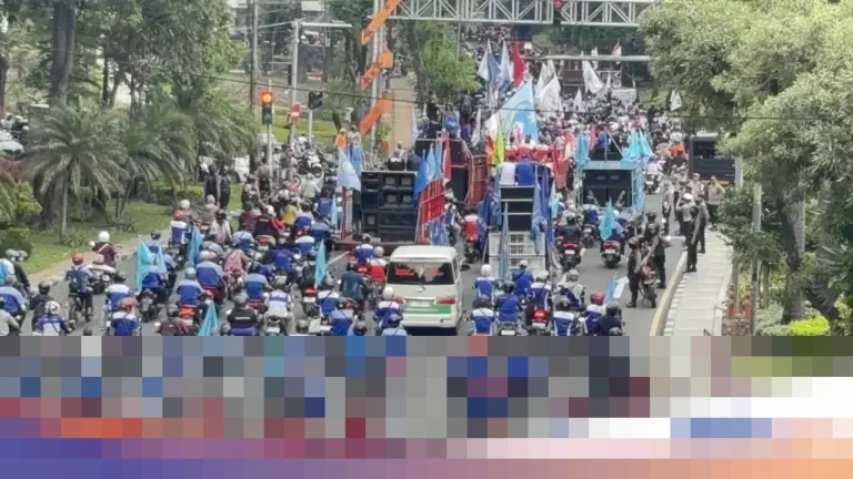 Tolak UMP DKI 2026, Buruh Siapkan Aksi Besar: ‘Upah Jakarta Lebih Rendah dari Pabrik Panci!’
