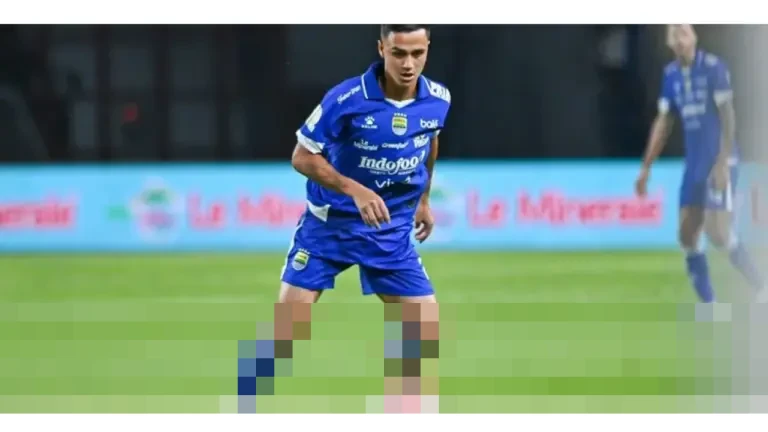 Transformasi Eliano Reijnders di Lini Tengah Persib Bandung: Dari Bek Kanan Jadi Gelandang Bertahan Andalan