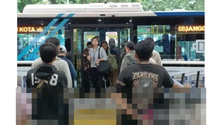 Transjakarta Perpanjang Jam Operasional Sejumlah Rute hingga Pukul 02.00 WIB Sambut Malam Tahun Baru 2026