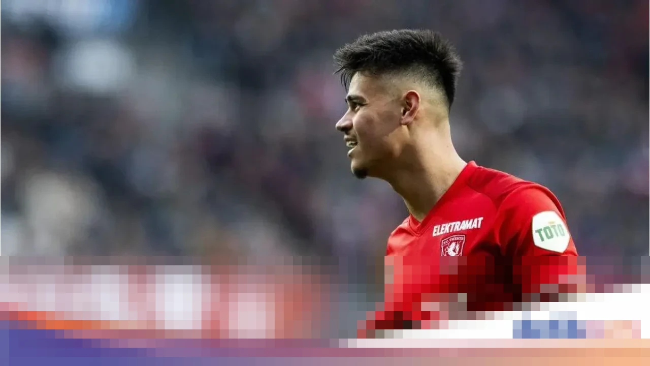 Twente dan Mees Hilgers Akan Berdiskusi Cari Solusi Kontrak di Tengah Cedera ACL