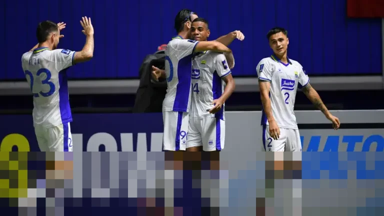 Umuh Muchtar: “Persib Optimistis Lolos 8 Besar ACL-2, Lawan Ratchaburi Seimbang”