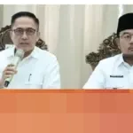 Wali Kota Palembang Ratu Dewa Kejutkan Pejabat OPD dengan Pembagian Kain Kafan saat Evaluasi Akhir Tahun