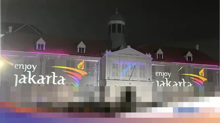 Warga Medan Kagum: “Meriah Banget di Luar Dugaan” Perayaan Tahun Baru di Kota Tua Jakarta