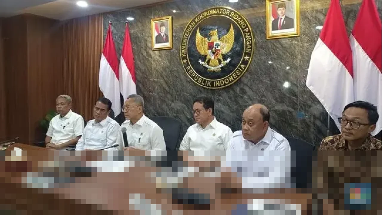 Zulkifli Hasan Pimpin Rapat Bahas Kenaikan Target Cadangan Pangan Pemerintah 2026