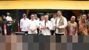 Zulkifli Hasan Ungkap Realisasi Bantuan Beras dan Minyak Goreng untuk Korban Banjir Sumatra