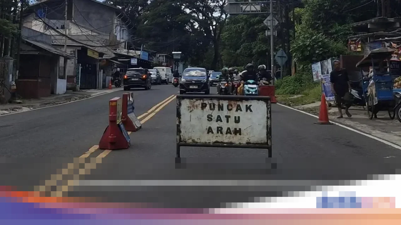 54 Ribu Kendaraan Padati Puncak Bogor via Tol Jagorawi Jelang Berakhirnya Libur Panjang