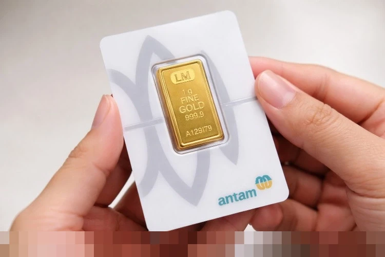 Harga Emas Antam Naik Rp35 Ribu, Buyback Ikut Menguat