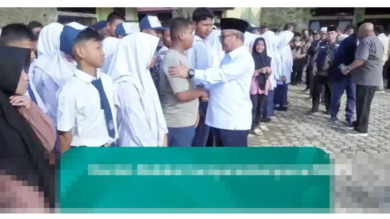 Abdul Mu’ti: “Mereka yang Bangkit,” Semangati Siswa SMAN 4 Aceh Tamiang Pasca-Banjir