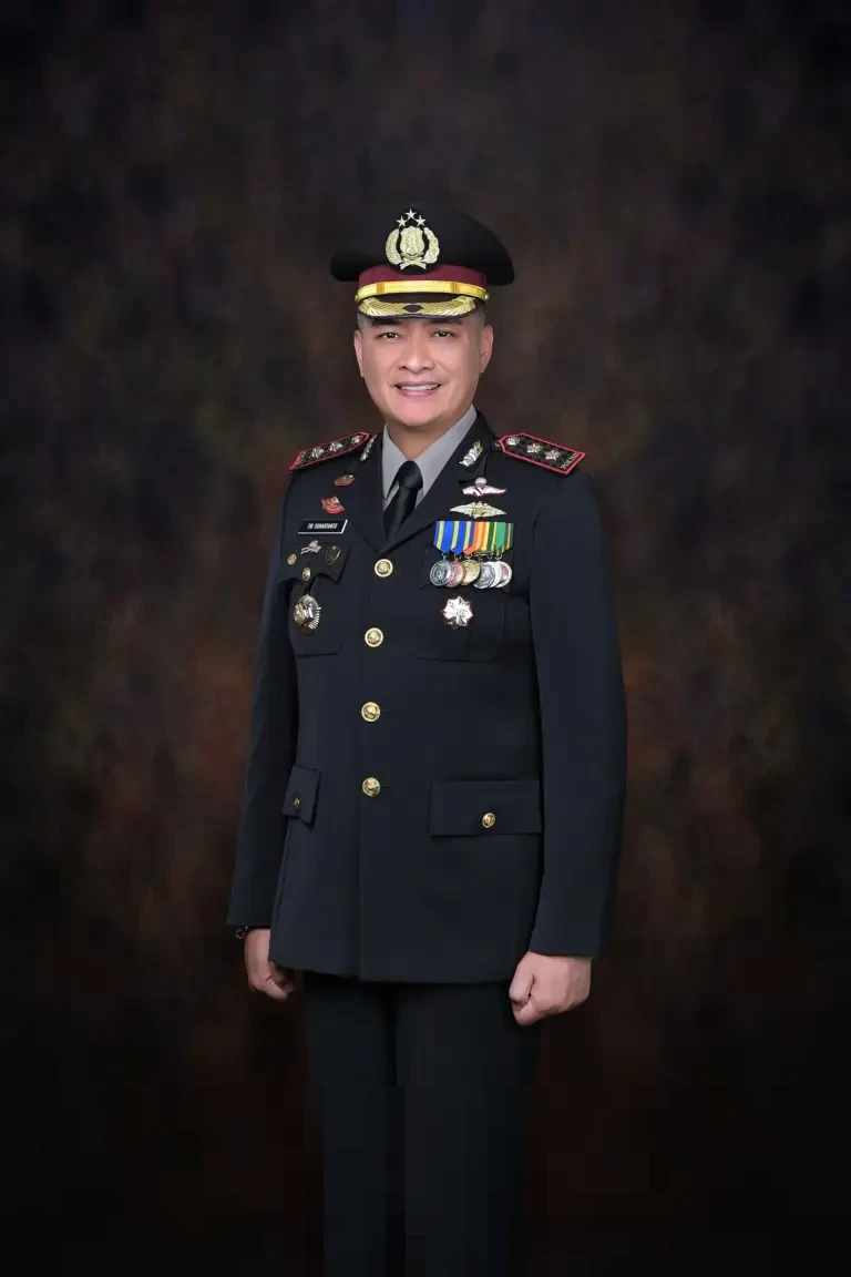 AKBP Condro Sasongko Resmi Serahkan Jabatan Kapolres Serang kepada AKBP Andri Kurniawan