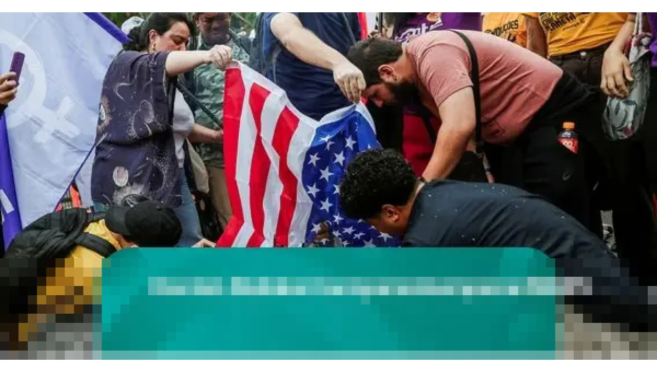 Aksi Protes di Brasil: Bendera AS Dibakar Menyusul Penangkapan Nicolas Maduro oleh Pasukan AS