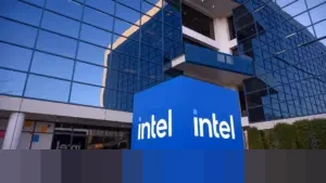 AMD Sebut Perbandingan Panther Lake Intel ‘Bukan Pertarungan Adil’; Intel Balas ‘Jual Silikon Kuno’