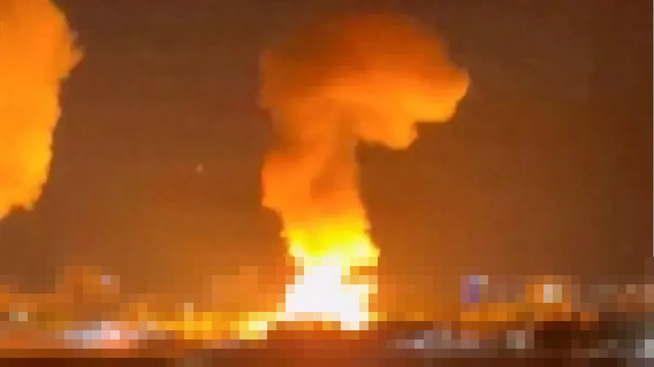 Amerika Serikat Luncurkan Serangan Skala Besar di Ibu Kota Venezuela, Ledakan Guncang Caracas Amerika Serikat Luncurkan Serangan Skala Besar di Ibu Kota Venezuela, Ledakan Guncang Caracas