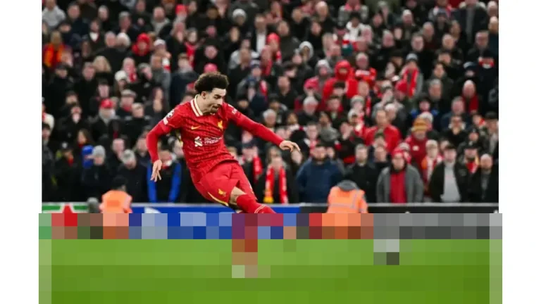 Arne Slot Sanjung Kualitas Curtis Jones di Liverpool: “Dia Selalu Ingin Memiliki Bola, Itu Sangat Positif”