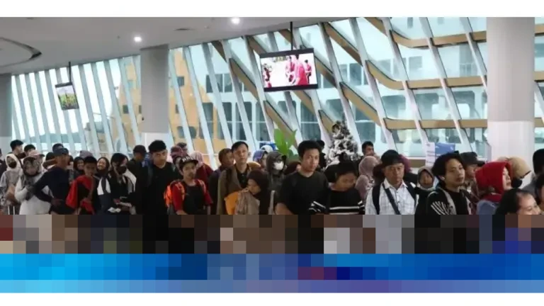 ASDP Catat Kenaikan Mobilitas Antarwilayah 8 Persen Selama Nataru 2025/2026, Arus Terkendali ASDP Catat Kenaikan Mobilitas Antarwilayah 8 Persen Selama Nataru 2025/2026, Arus Terkendali