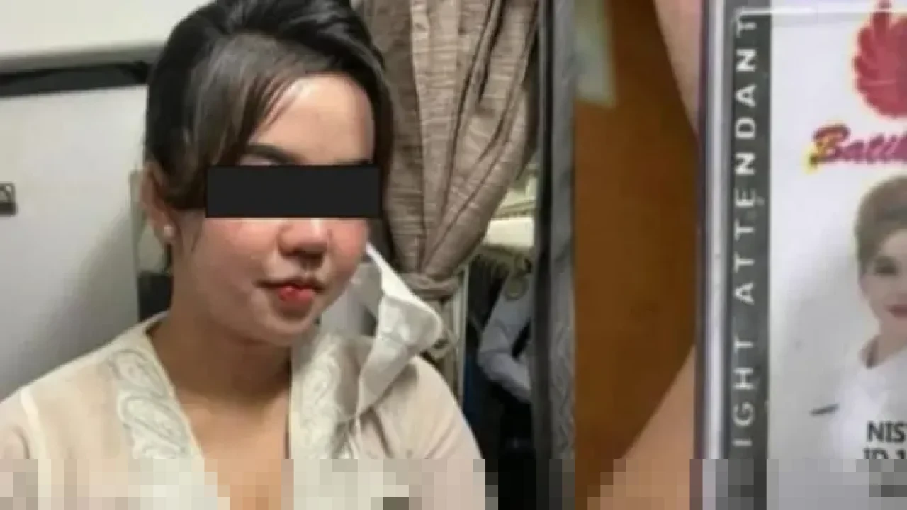 Avsec Amankan Khairun Nisa, Wanita 23 Tahun yang Nekat Menyamar Pramugari Batik Air untuk Terbang Gratis Avsec Amankan Khairun Nisa, Wanita 23 Tahun yang Nekat Menyamar Pramugari Batik Air untuk Terbang Gratis