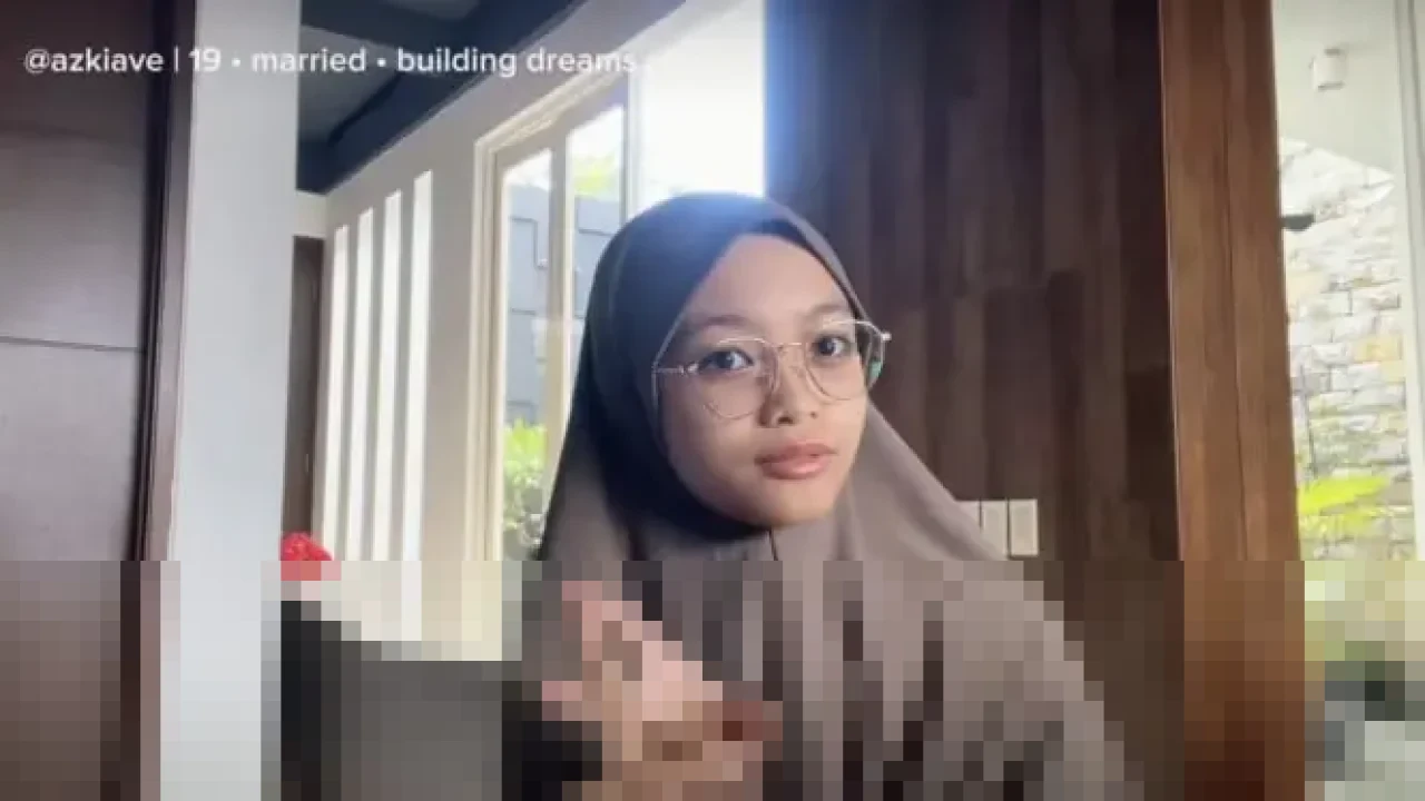 Azkiave, Kreator Konten 19 Tahun yang Nikah Muda, Soroti ‘Extended Adolescence’ dan Gaya Hidup Gen Z