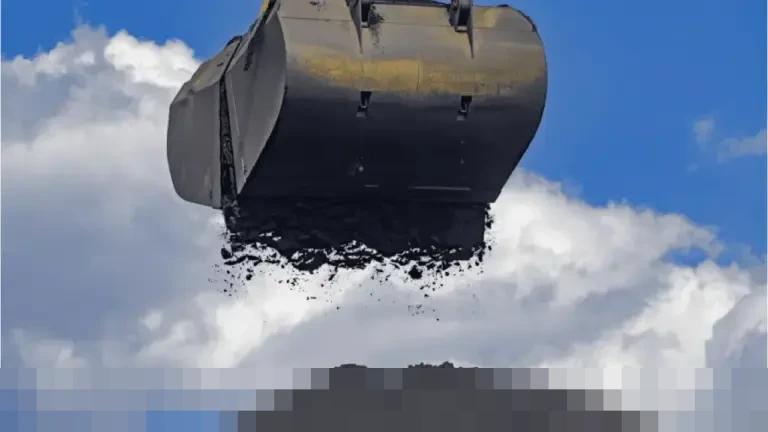 Bahlil Lahadalia Umumkan Target Produksi Batu Bara 2026 Dipangkas Jadi 600 Juta Ton, Harapkan Harga Terkerek