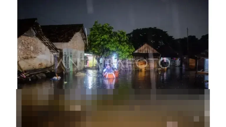 Banjir Parah Rendam Kasemen Serang, Ratusan Keluarga Terdampak, Warga Diimbau Mengungsi