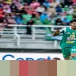 Bernardo Tavares Puji Kerja Keras Pemain Usai Persebaya Taklukkan Malut United 2-1 di GBT