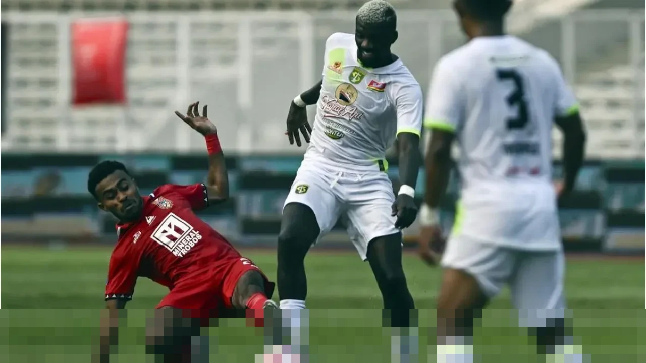 Bernardo Tavares Waspadai Kekuatan Malut United Jelang Debut di Super League Hari Ini