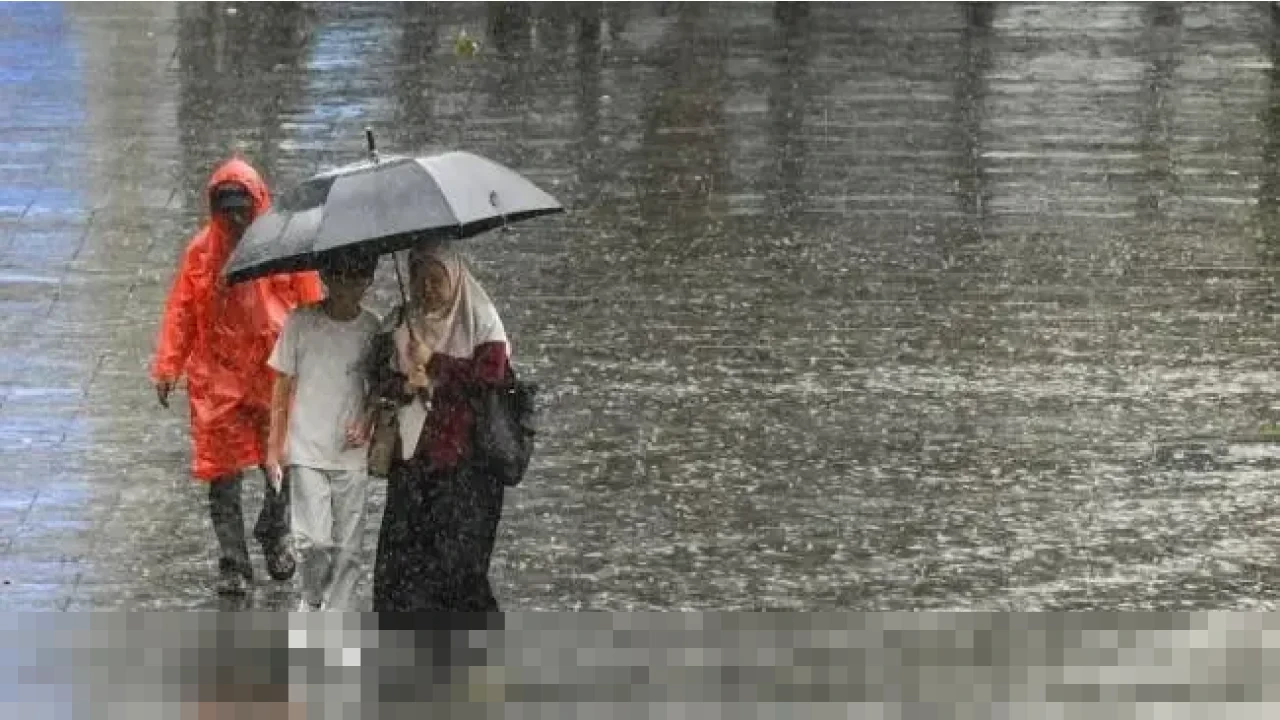 BMKG Peringatkan Potensi Hujan Lebat hingga Sangat Lebat di Jawa dan Nusa Tenggara pada 10 Januari 2026