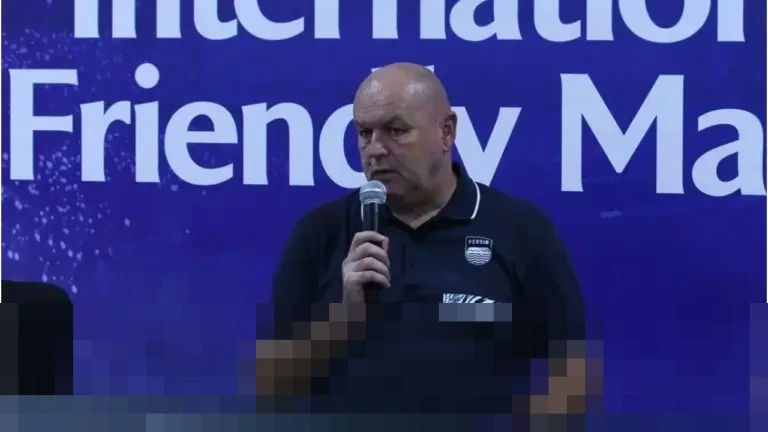 Bojan Hodak: “Takut Denda, Ogah Blak-blakan Kritik Wasit Usai Persib Imbang”