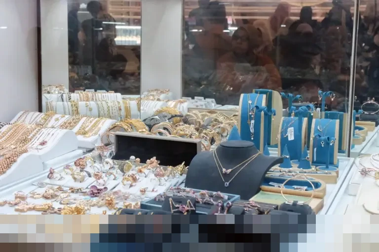 BPS Ungkap Emas Perhiasan Jadi Penyumbang Inflasi Terbesar Indonesia Sepanjang 2025