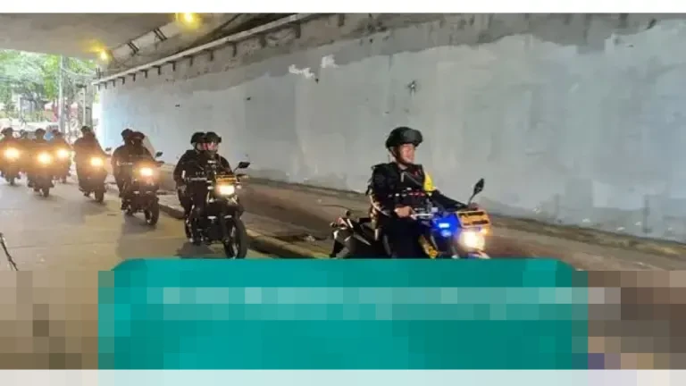 Brimob Polda Metro Jaya Siagakan Personel di Terowongan Manggarai Usai Tawuran Beruntun Brimob Polda Metro Jaya Siagakan Personel di Terowongan Manggarai Usai Tawuran Beruntun