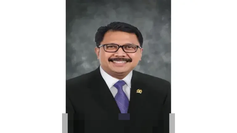 Budi Gunadi: Kemenkes Alokasikan Rp500 Miliar untuk Recovery Total Fasilitas Kesehatan Rusak di Sumatera Budi Gunadi: Kemenkes Alokasikan Rp500 Miliar untuk Recovery Total Fasilitas Kesehatan Rusak di Sumatera