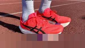 Bukan Sekadar Gaya, Ini Alasan Pelari Maraton Wajib Rotasi Sepatu Lari dalam Latihan Harian