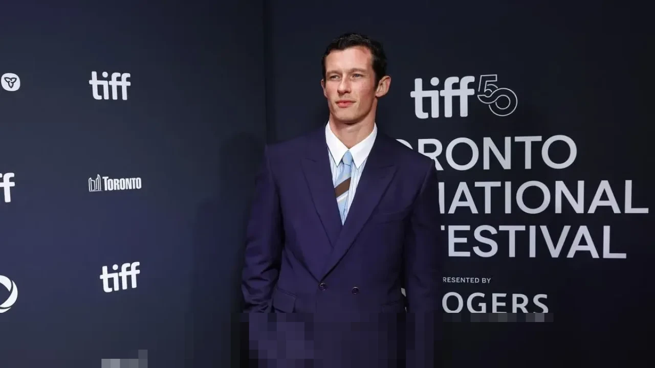 Callum Turner di Tengah Pusaran Rumor James Bond: Dari Lapangan Hijau hingga Tunangan Dua Lipa