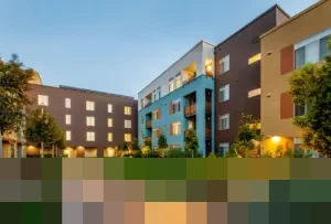 Centerspace (CSR) Kini Lebih Menarik: Tinjauan Strategis Dewan Soroti Potensi Akuisisi dan Imbal Hasil Dividen