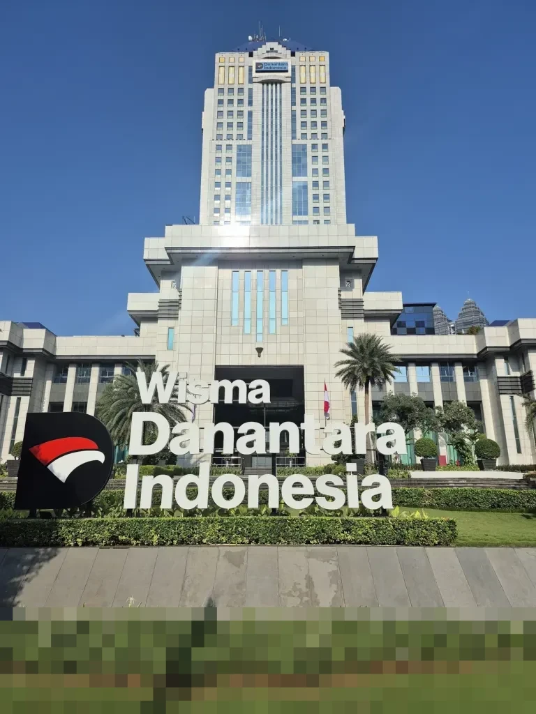 Danantara Indonesia Serahkan 600 Huntara kepada Pemkab Aceh Tamiang, Hutama Karya Percepat Pembangunan
