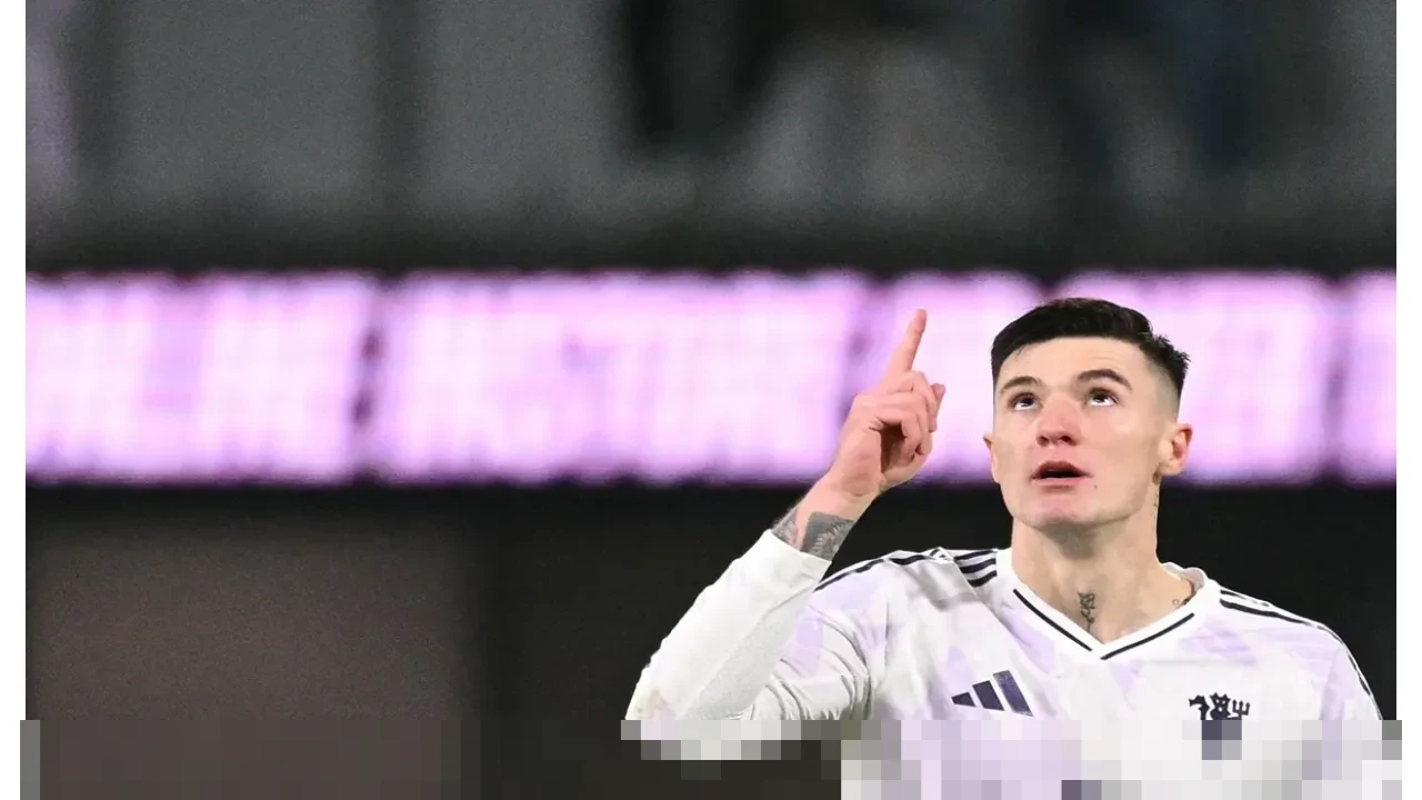 Darren Fletcher Puji Kebangkitan Benjamin Sesko Usai Dua Gol di Laga Imbang Manchester United Darren Fletcher Puji Kebangkitan Benjamin Sesko Usai Dua Gol di Laga Imbang Manchester United